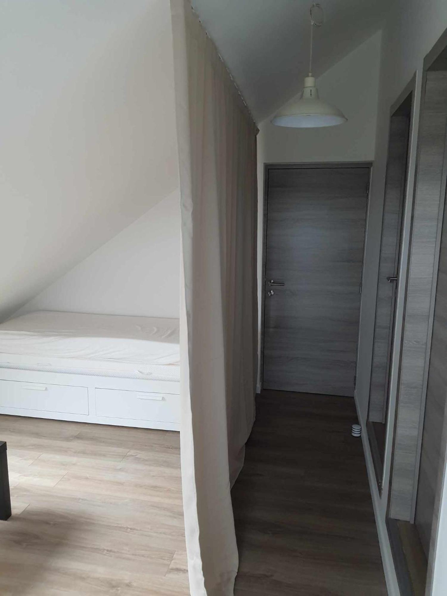 Gite Rural 3 Epis "Aux Pieds Des Ar'Den" - Chambre 1 Isolee Et Chambre 2 Dans Hall De Nuit - 34 Rue Du Chateau A 5564 Wanlin - 4 Adultes Et 2 Enfants Houyet ภายนอก รูปภาพ